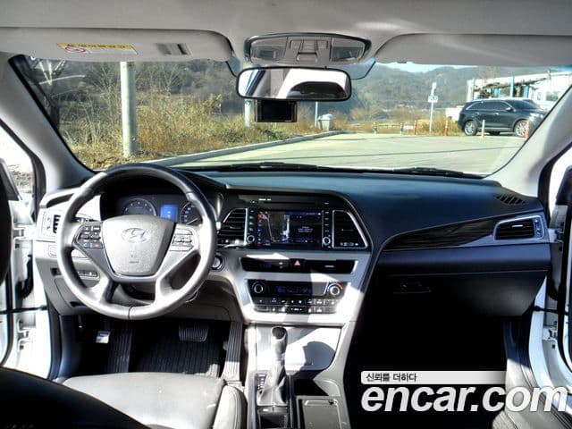 Hyundai LF Sonata 2.0 Smart, 2015 15