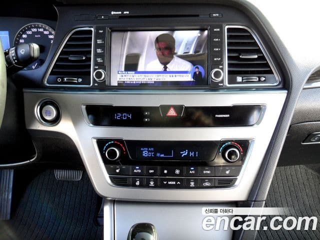 Hyundai LF Sonata 2.0 Smart, 2015 21