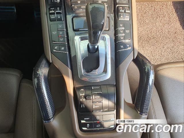 Porsche New Cayenne 958, 2013 13