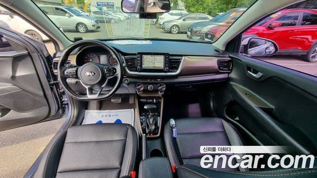 Kia Stonic Trendy, 2018 2