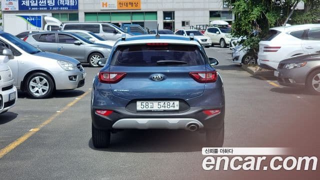 Kia Stonic Trendy, 2018 4
