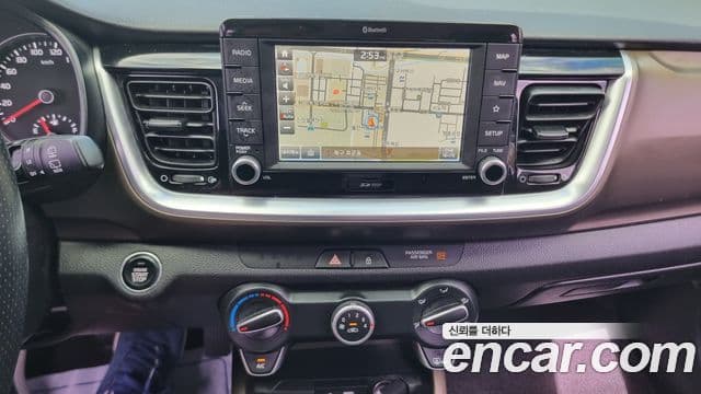 Kia Stonic Trendy, 2018 8