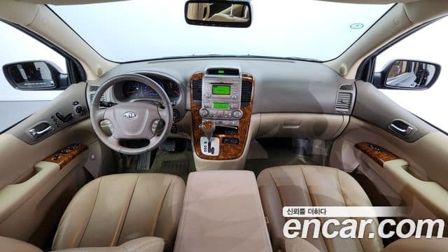 Kia Carnival R Premium, 2012 7