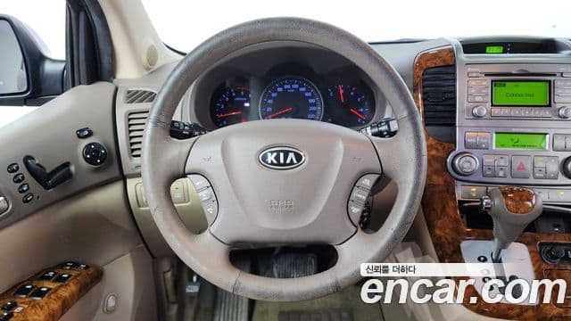 Kia Carnival R Premium, 2012 16