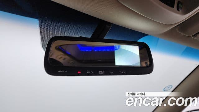 Kia Carnival R Premium, 2012 17