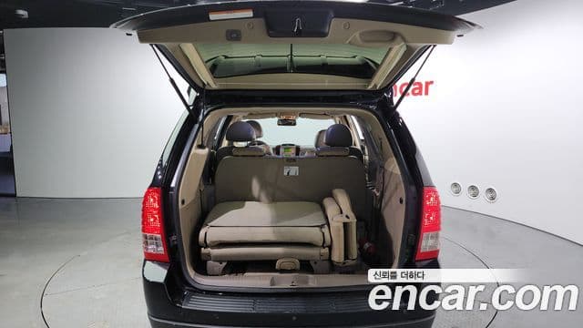 Kia Carnival R Premium, 2012 20