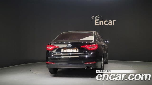 Hyundai LF Sonata Style, 2017 4