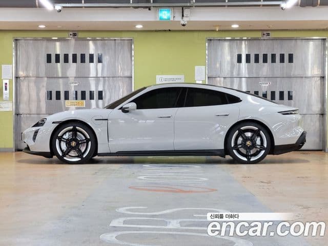 Porsche 타이칸 GTS, 2022 2