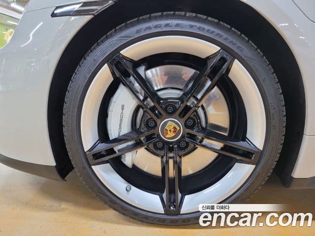 Porsche 타이칸 GTS, 2022 все фото