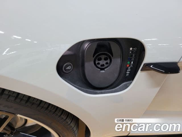 Porsche 타이칸 GTS, 2022 19