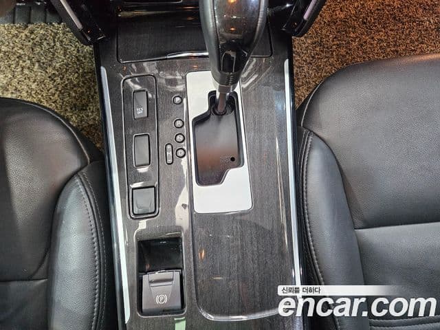 Renault Korea(Samsung) SM7 Nova LPLI 2.0 LPe для людей с инвалидностью, 2017 17