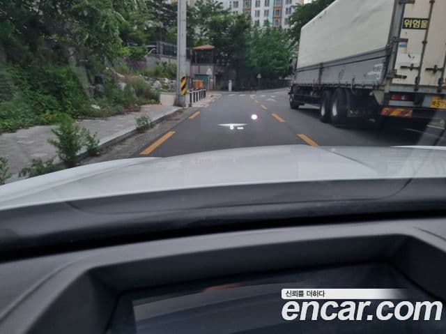 Genesis G80 (RG3) бензин 2.5 турбо 2WD, 2023 12