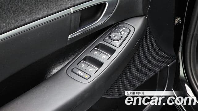 Hyundai Sonata (DN8) Premium Family, 2020 19