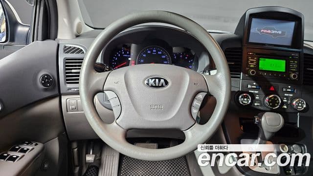 Kia Carnival R инвалидная коляска / для коляски 리프트/슬로프, 2014 11