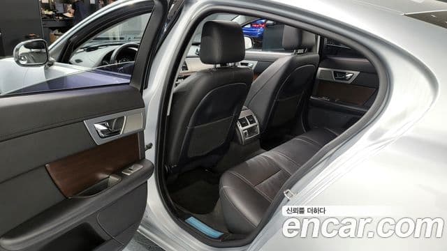 Jaguar New XF X250, 2014 13