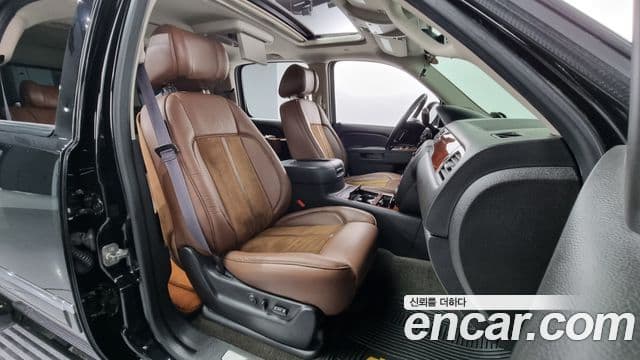 Chevrolet Suburban, 2013 10