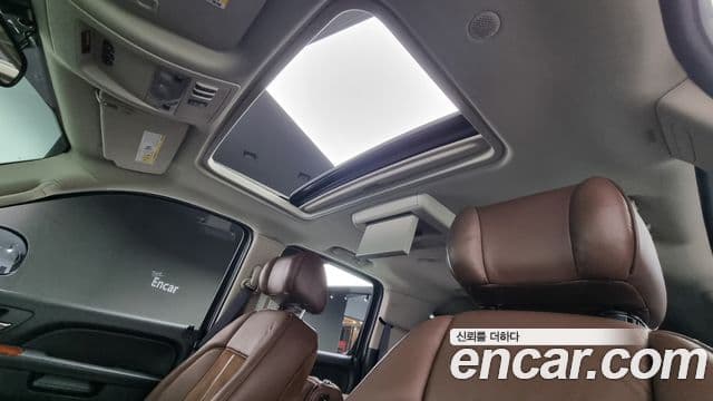 Chevrolet Suburban, 2013 11