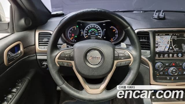 Jeep Grand Cherokee WK2, 2014 13