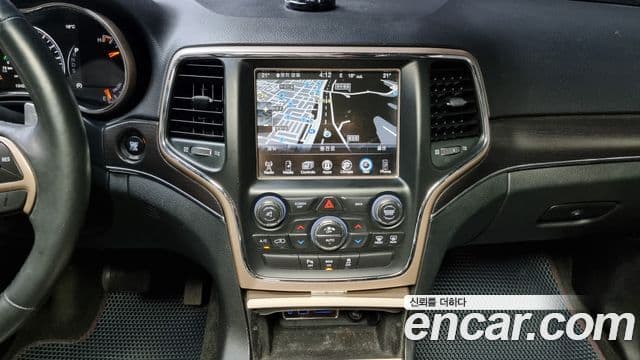 Jeep Grand Cherokee WK2, 2014 17