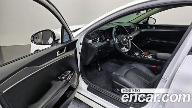 Kia K5 3세대 Prestige, 2020 11