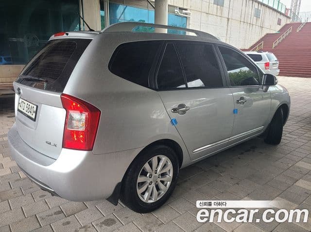 Kia 뉴카렌스 люксовая версия, 2012 6