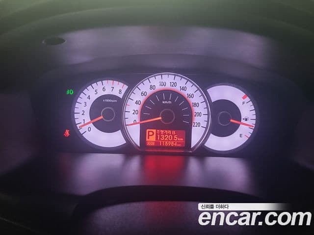 Kia 뉴카렌스 люксовая версия, 2012 7