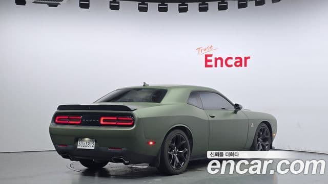 Dodge 챌린저, 2016 2