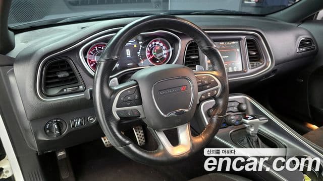 Dodge 챌린저, 2016 13