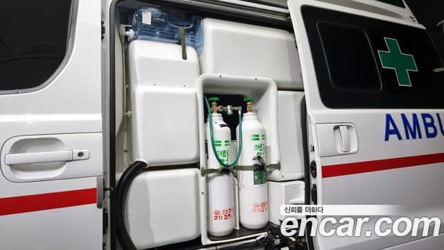 Hyundai Grand Starex 4WD скорая помощь, 2017 12