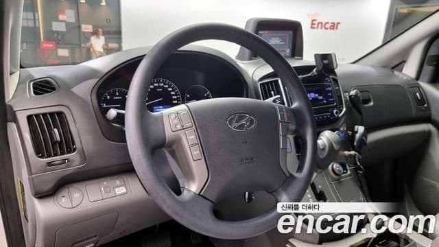 Hyundai Grand Starex 4WD скорая помощь, 2017 13