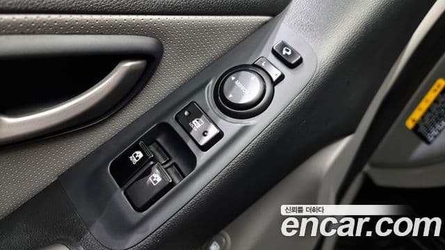 Hyundai Grand Starex 4WD скорая помощь, 2017 14