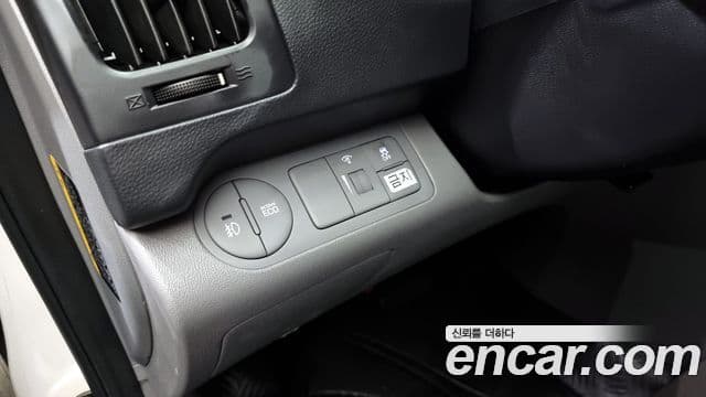 Hyundai Grand Starex 4WD скорая помощь, 2017 15