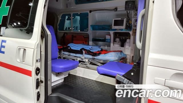 Hyundai Grand Starex 4WD скорая помощь, 2017 20