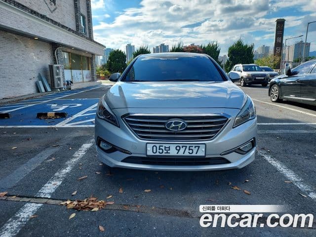 Hyundai LF Sonata 2.0 Smart, 2015 3