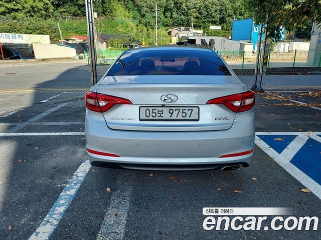 Hyundai LF Sonata 2.0 Smart, 2015 4