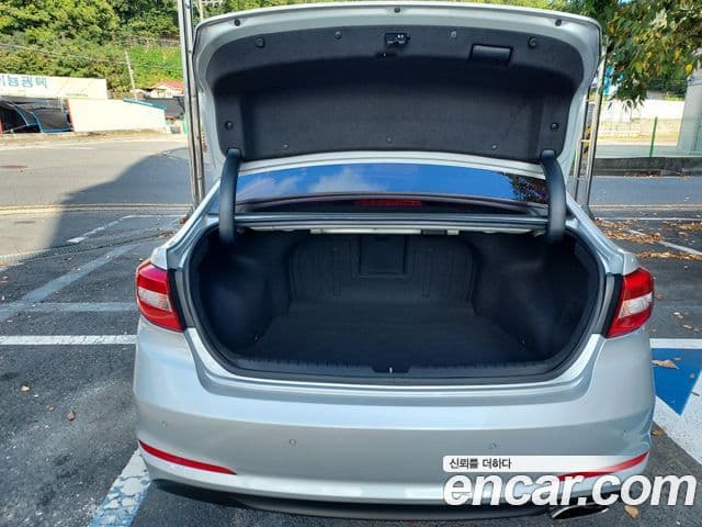 Hyundai LF Sonata 2.0 Smart, 2015 18