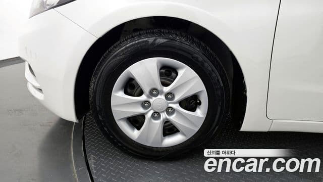 Kia K3 Deluxe, 2015 15