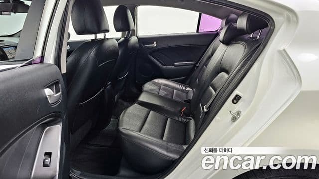 Kia K3 Deluxe, 2015 18