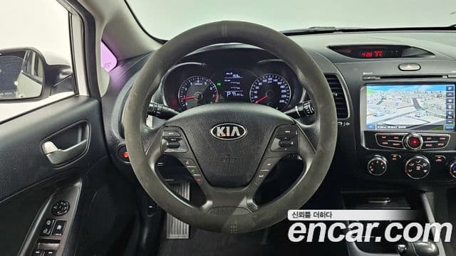 Kia K3 Deluxe, 2015 4