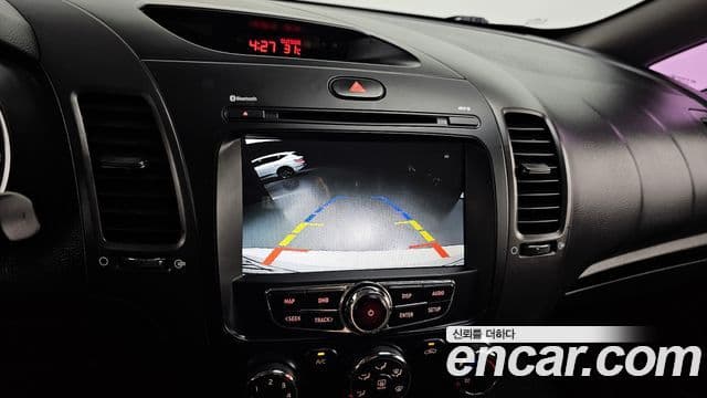 Kia K3 Deluxe, 2015 13