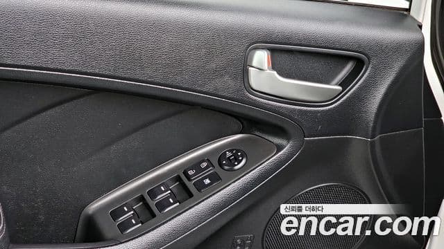 Kia K3 Deluxe, 2015 16