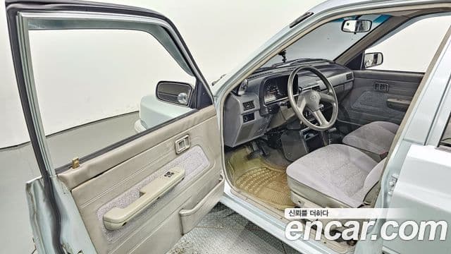 Kia Pride GLXi, 1998 10