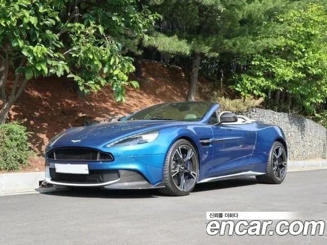 Aston Martin 뱅퀴시 S 6.0 V12 Volante, 2018 1