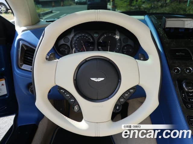 Aston Martin 뱅퀴시 S 6.0 V12 Volante, 2018 11