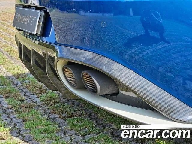 Aston Martin 뱅퀴시 S 6.0 V12 Volante, 2018 17