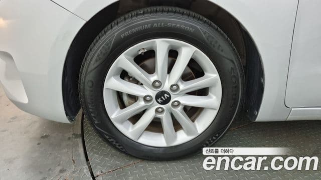 Kia The / новый New K3 Trendy, 2017 все фото