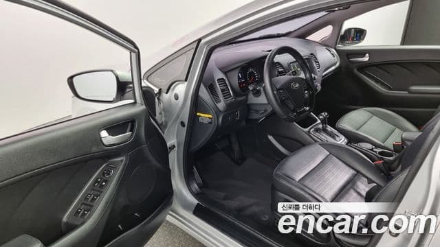 Kia The / новый New K3 Trendy, 2017 11