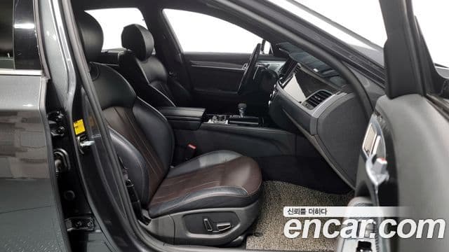 Genesis G80 Sport, 2017 10