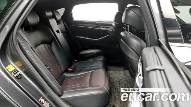 Genesis G80 Sport, 2017 12