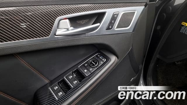 Genesis G80 Sport, 2017 16